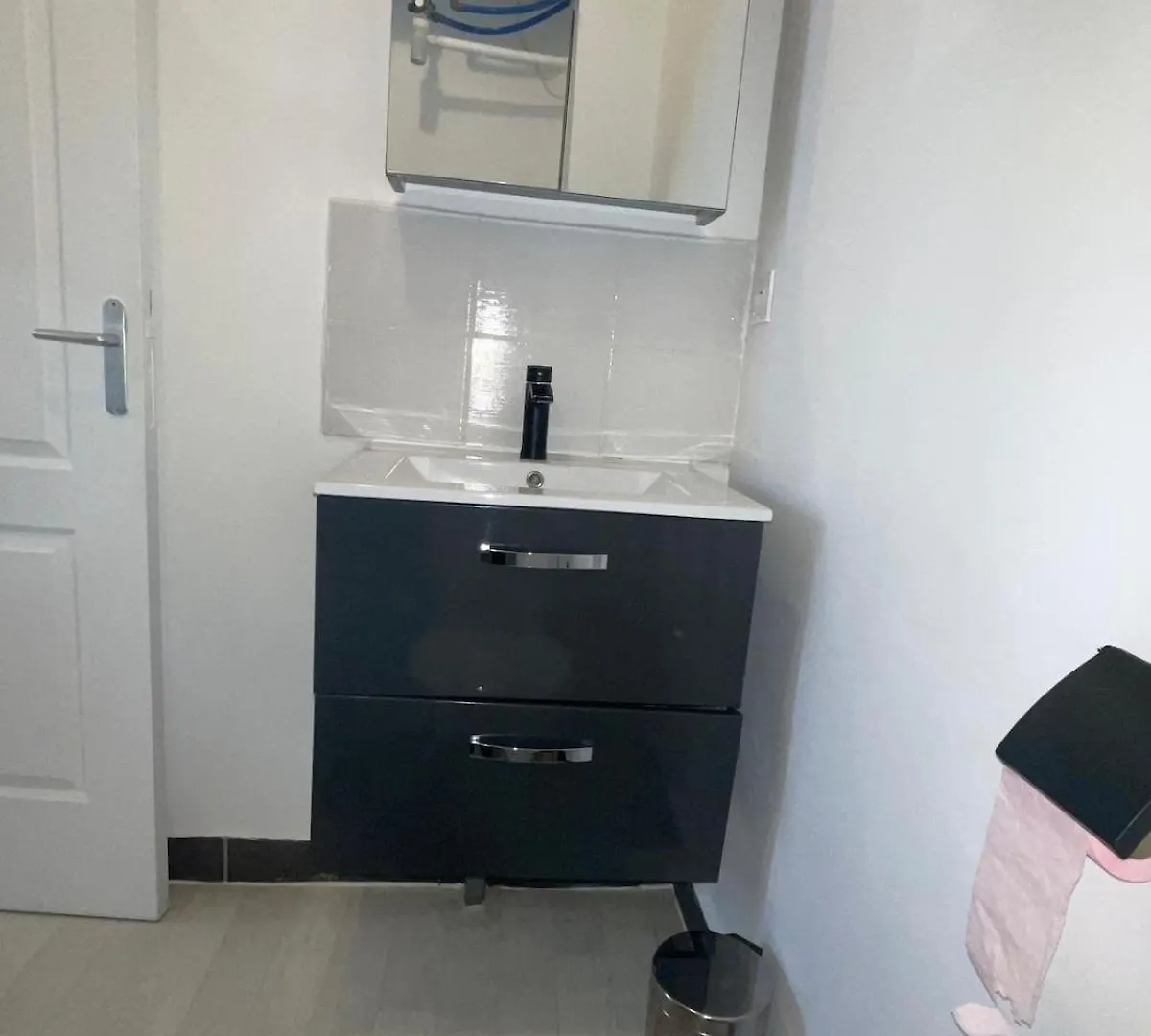 Apartment Studio Hotel Villeurbanne Charpenne 3